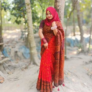 ভেজিটেবল ডাই সিল্ক বাটিক শাড়ি লাল  কালার